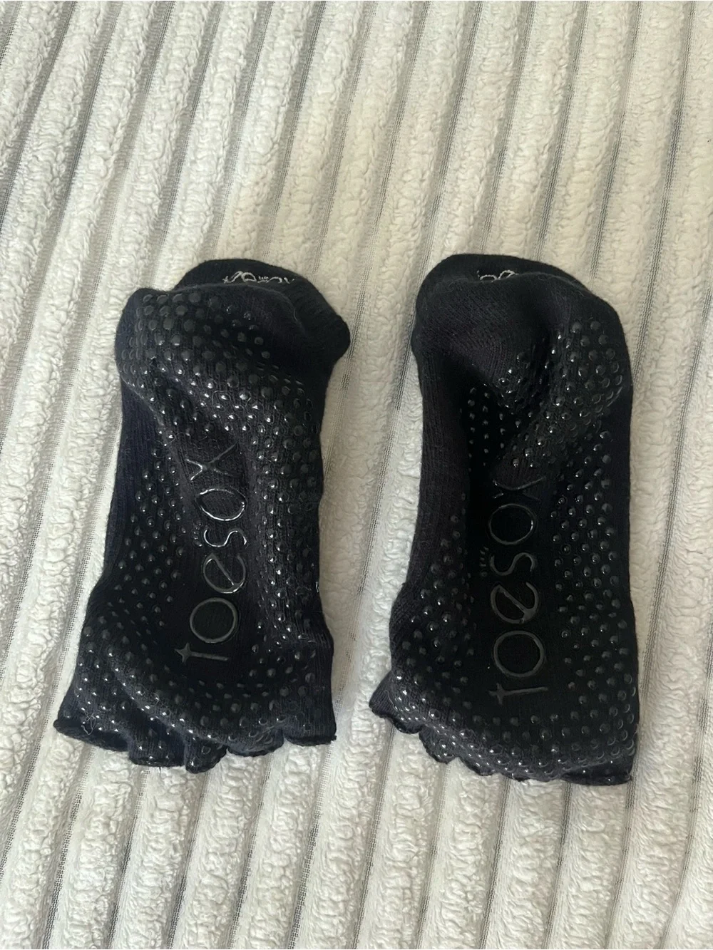 Toesox Grip Half Ballerina Socks